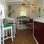 公寓 Zurueck Zur - Urlaub Im Zirkuswagen, Sommeratelier Oder Schindelwagen