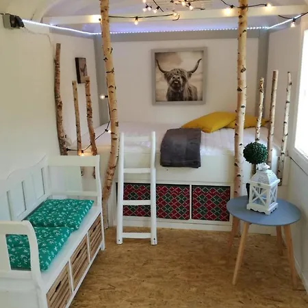 Apartment Zurueck Zur - Urlaub Im Zirkuswagen, Sommeratelier Oder Schindelwagen *