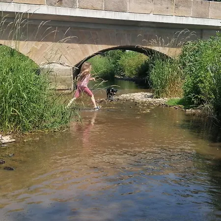 Zurueck Zur - Urlaub Im Zirkuswagen, Sommeratelier Oder Schindelwagen Apartment