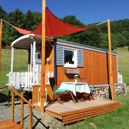 Zurueck Zur - Urlaub Im Zirkuswagen, Sommeratelier Oder Schindelwagen