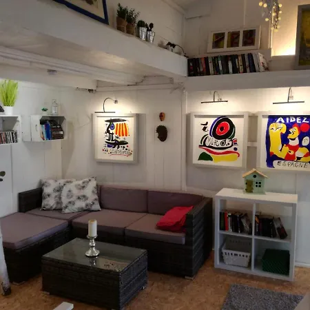 Zurueck Zur - Urlaub Im Zirkuswagen, Sommeratelier Oder Schindelwagen