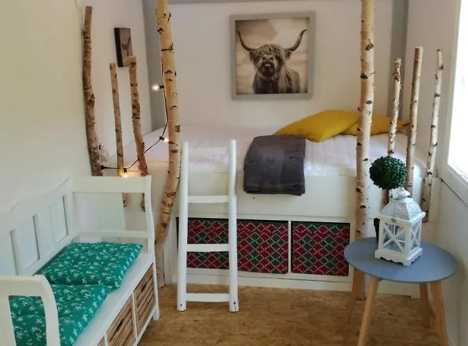 Апартаменты Zurueck Zur - Urlaub Im Zirkuswagen, Sommeratelier Oder Schindelwagen *