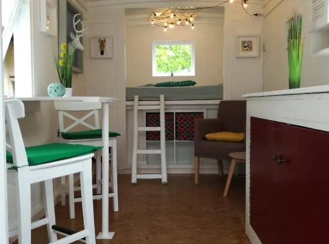 Апартаменты Zurueck Zur - Urlaub Im Zirkuswagen, Sommeratelier Oder Schindelwagen
