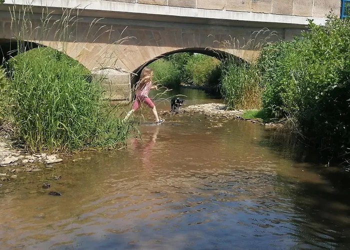 Zurueck Zur - Urlaub Im Zirkuswagen, Sommeratelier Oder Schindelwagen Апартаменты