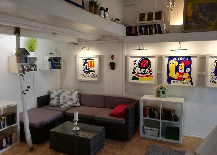 Zurueck Zur - Urlaub Im Zirkuswagen, Sommeratelier Oder Schindelwagen